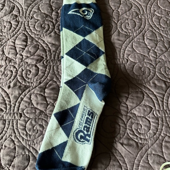Men's NFL Los Angeles Rams Blue & White Argyle Casual Socks New - Picture 1 of 2